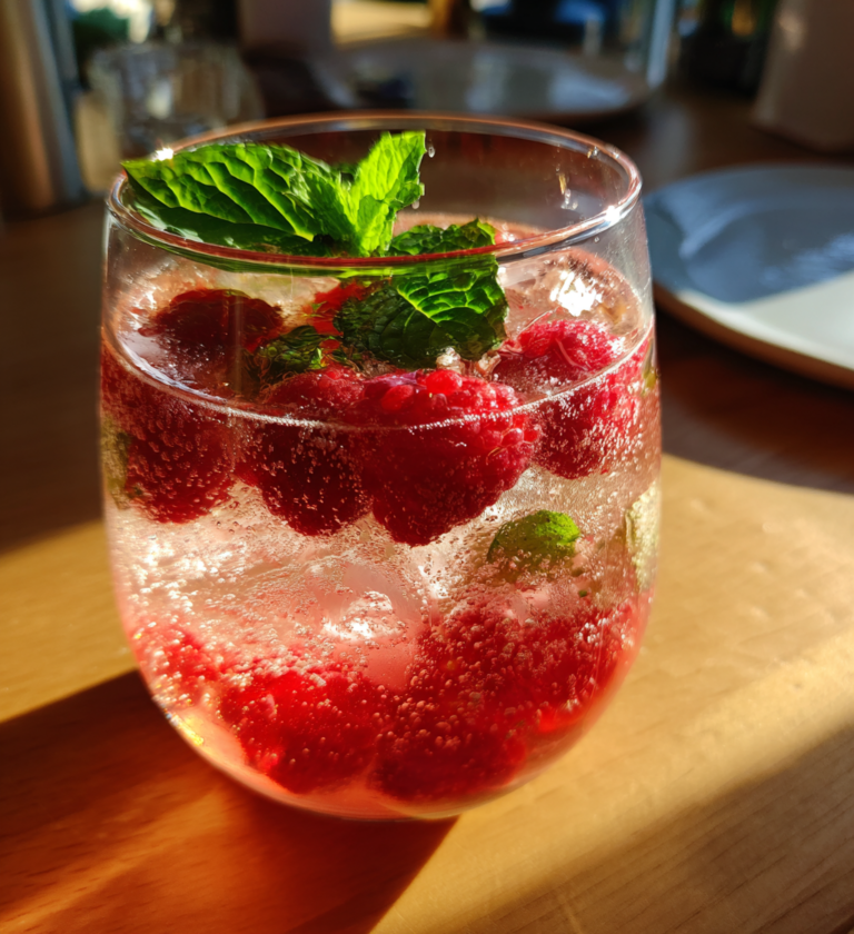 Spring Cocktails: 5 Ingredients for Divine Bliss